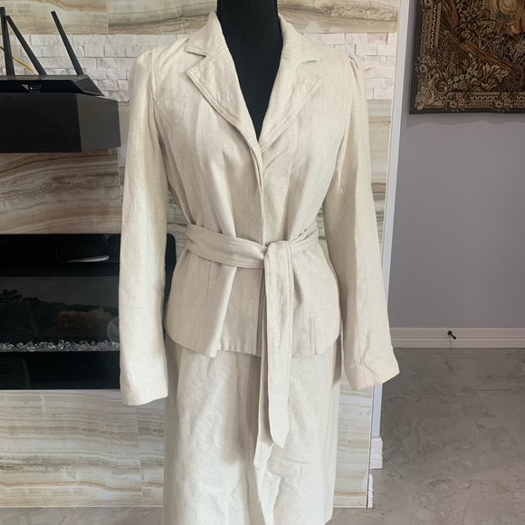 Women’s Isaac Mizrahi Light Mint Shell Green Skirt Jacket Suit. Size 4-6 - Picture 3 of 9